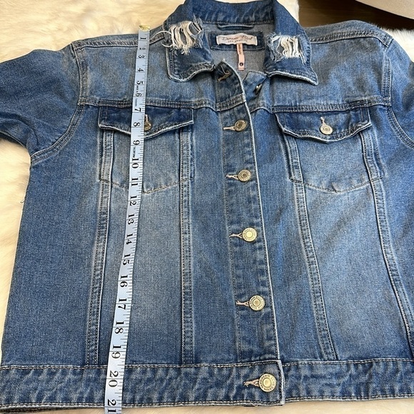 Denim Blvd., Los Angeles, medium blue distressed color, jean jacket, size medium - Picture 8 of 11